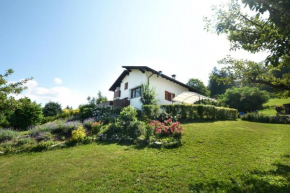 B&B Claudia, Romeno
